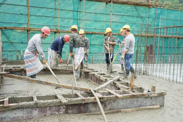 缙云县人民医院迁建工程综合楼顺利封顶