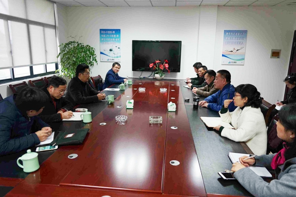 市政府副市长陈景飞走访丽水市中立建筑工程有限公司